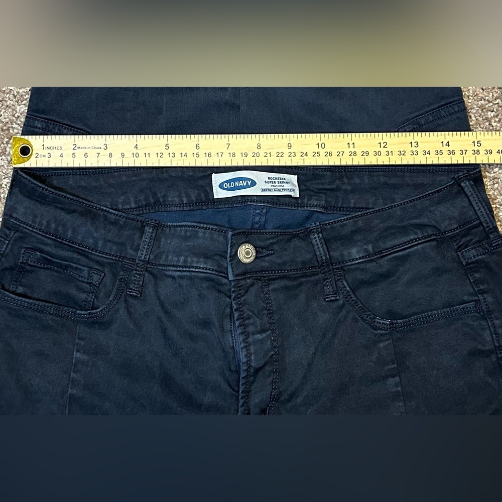 Old Navy Navy Skinny Cargo Pants - Picture 5 of 11
